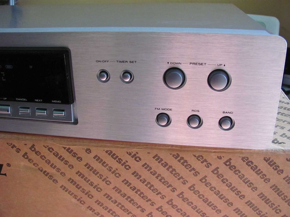 Tuner Marantz ST6001