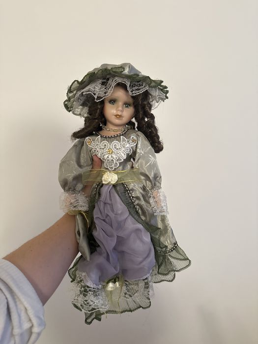 porcelanowa lalka duza