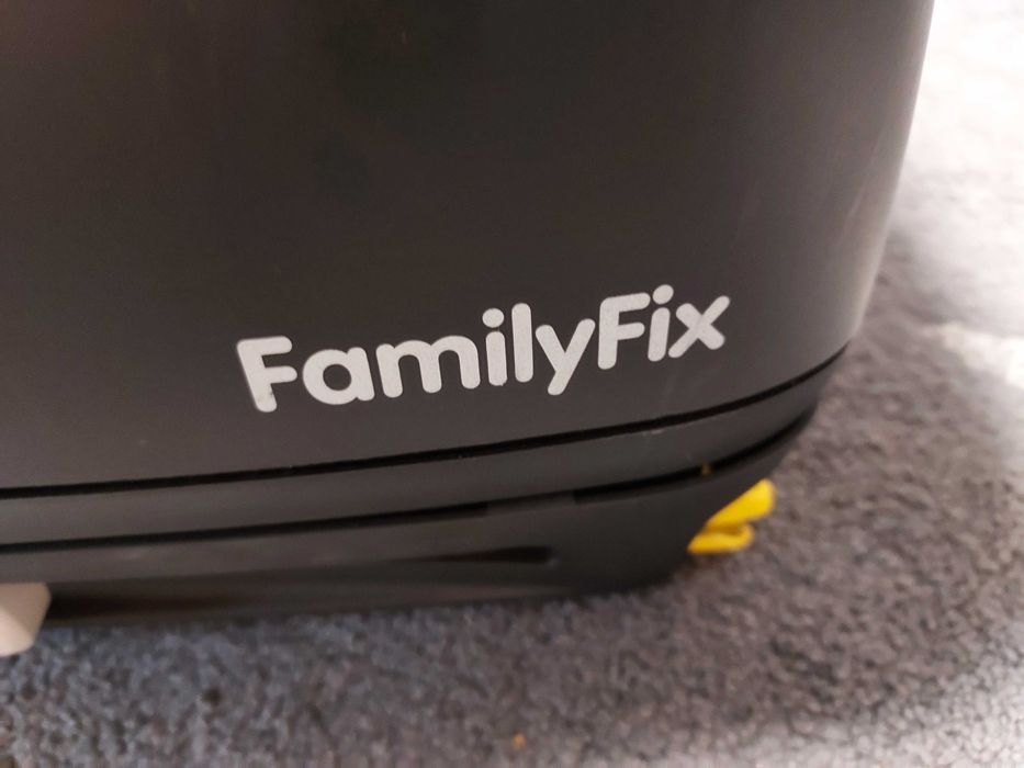 Fotelik samochodowy Maxi Cosi Pebble + baza FamilyFix