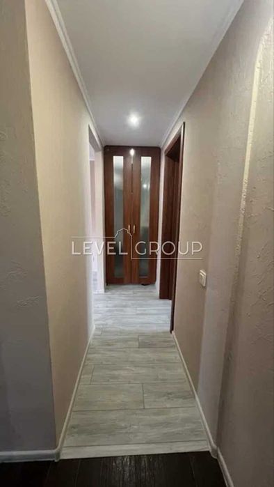 Продаж 2-кім квартири, 5 поверх  біля м. Нивки