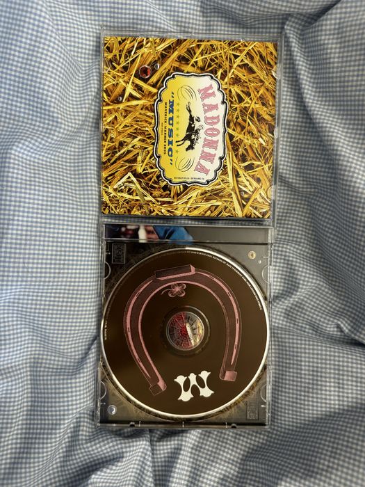 Фирменные cd Madonna ray of light, music