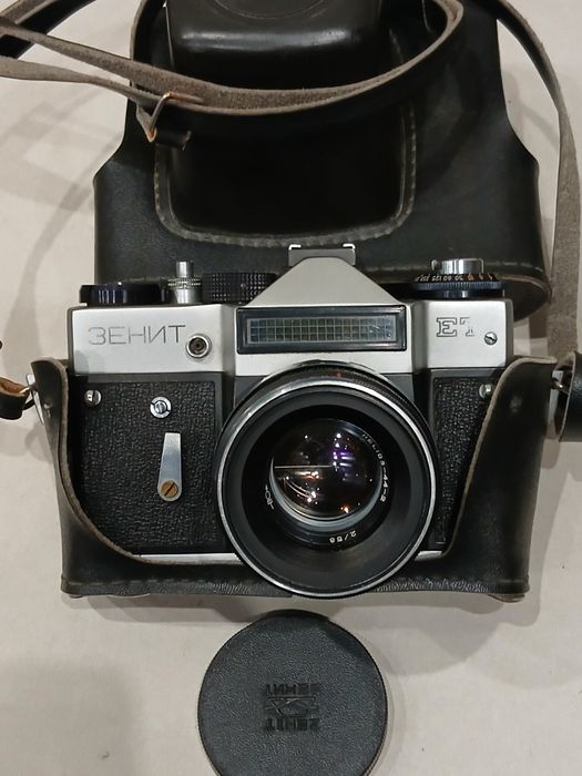 Продам фотоапарат Зенит ЕТ