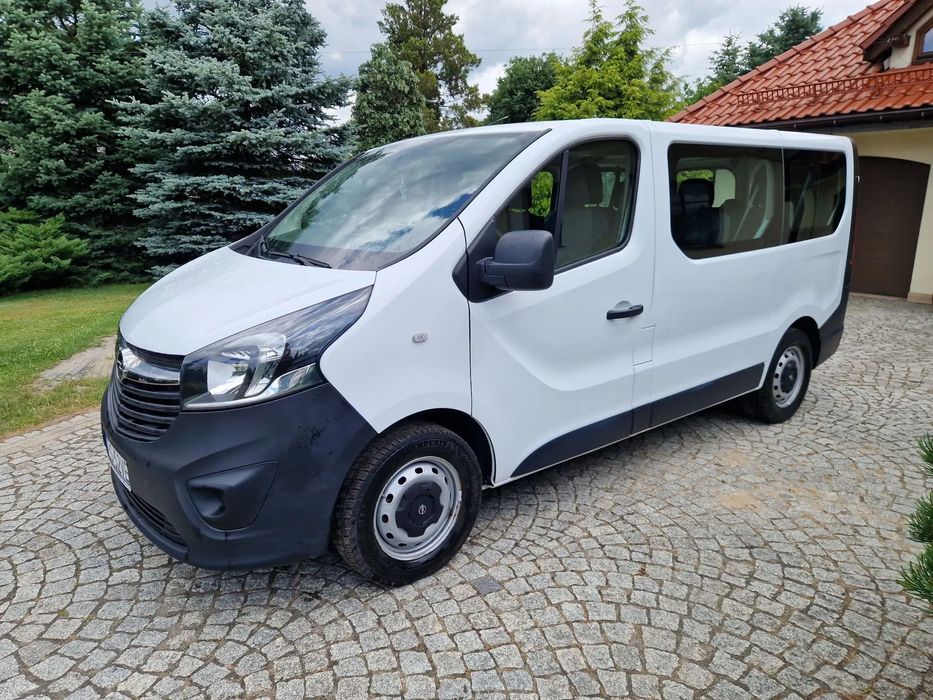 Opel Vivaro ROK 2015 , pojedyncze turbo , TYLKO 144000KM,