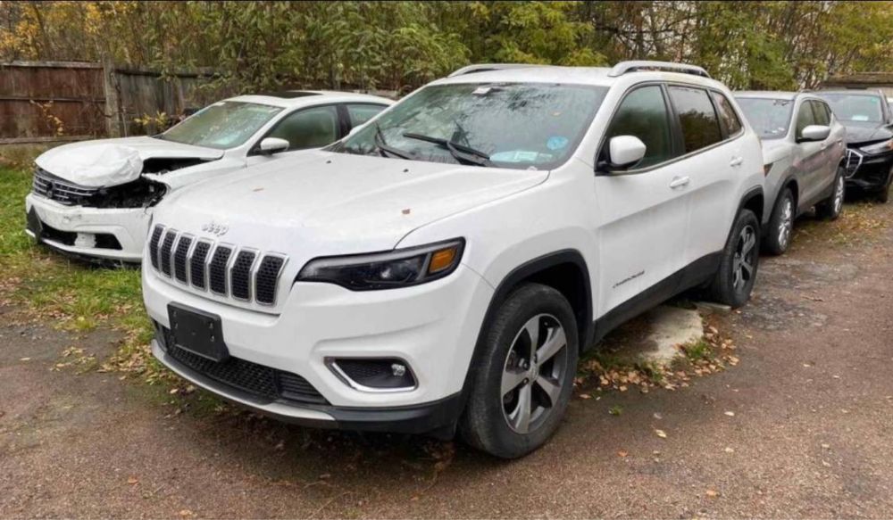 Jeep Cherokee Trailhawk Розборка речаг полуось бампер крило