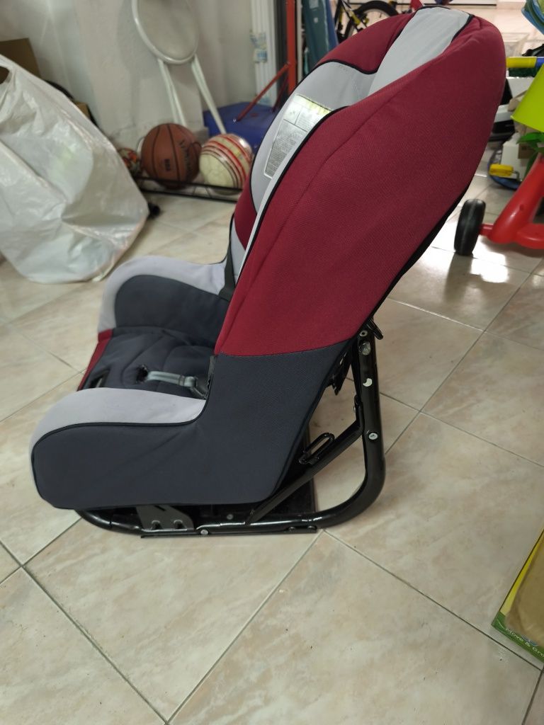 Cadeira auto criança.