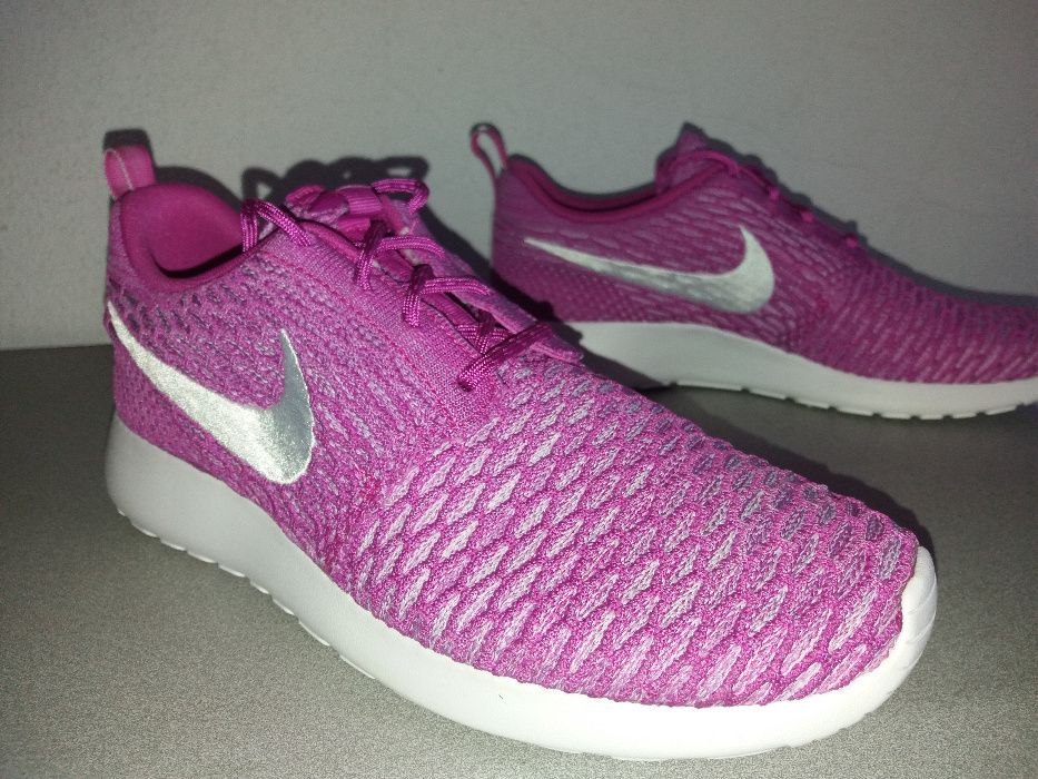 Nike Rosherun Flyknit n.º 40,5 - NOVAS e ORIGINAIS