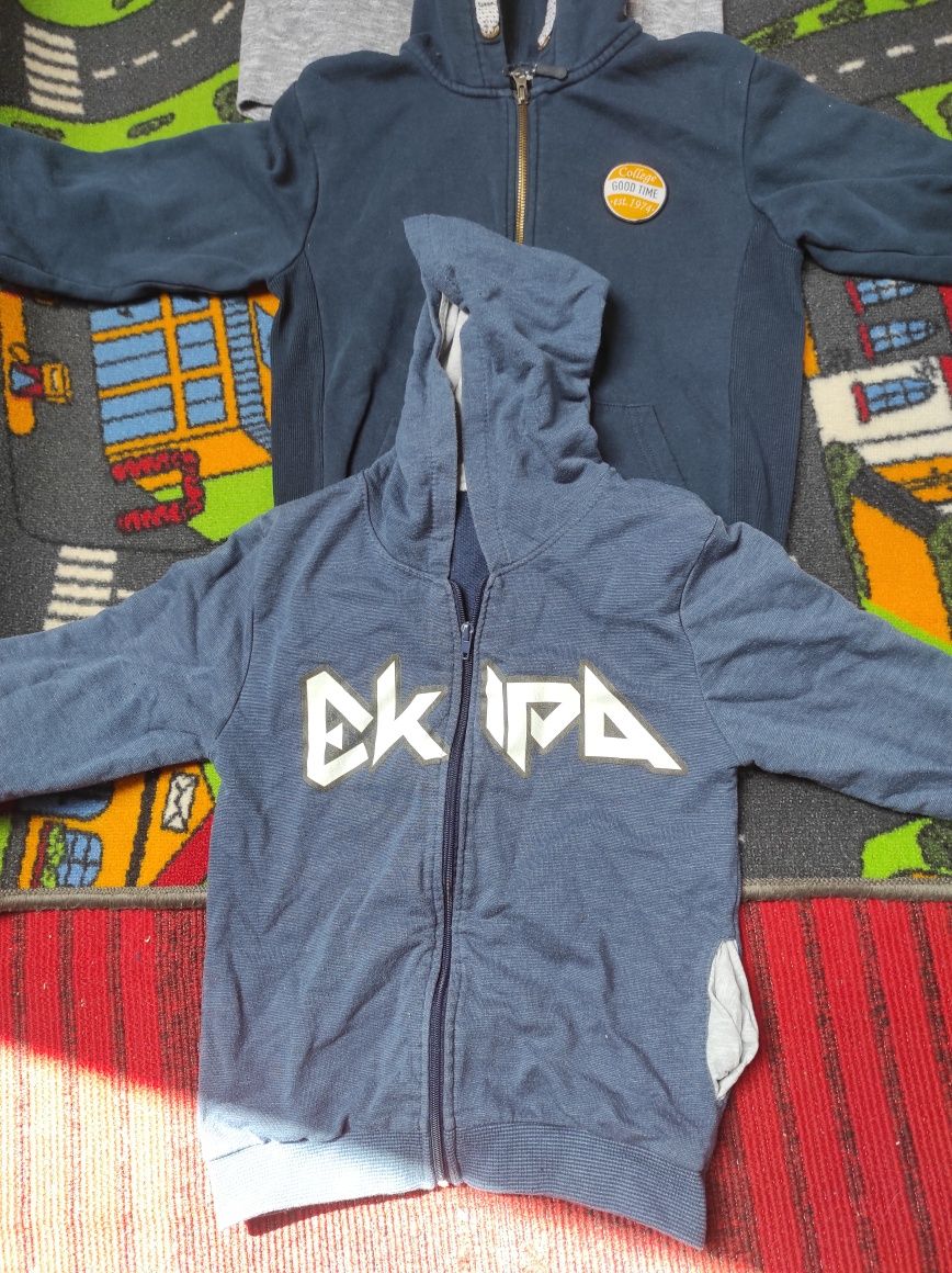 Bluzy dla chłopca rozmiar 134.