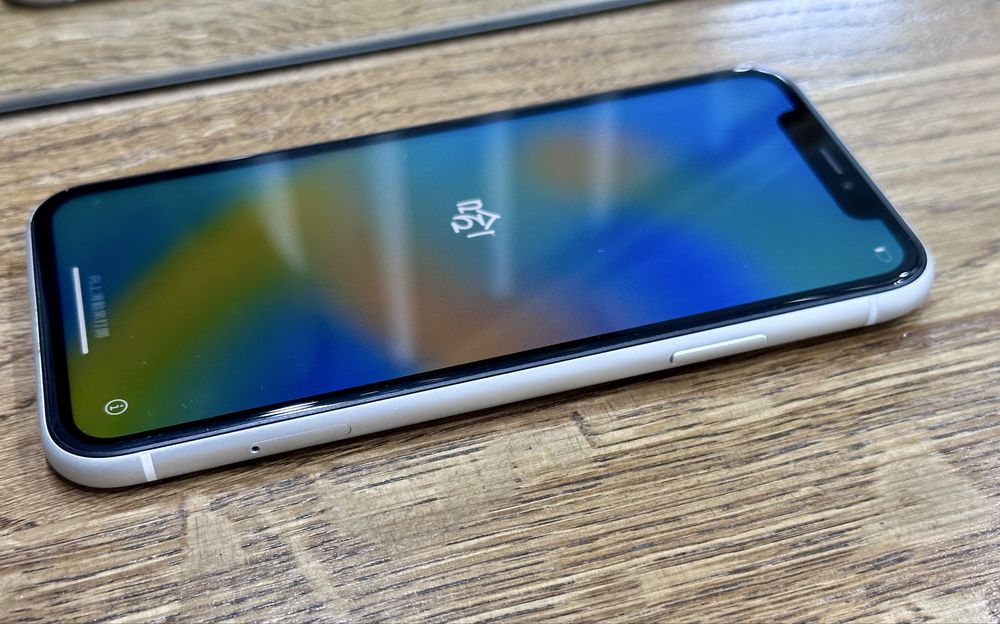 Iphone XR biały, zadbany, nienaprawiany, bateria 96%