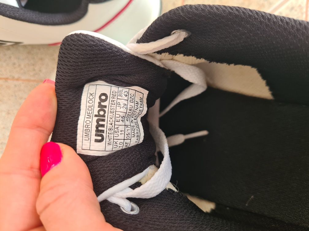 Buty adidasy Umbro 44 45