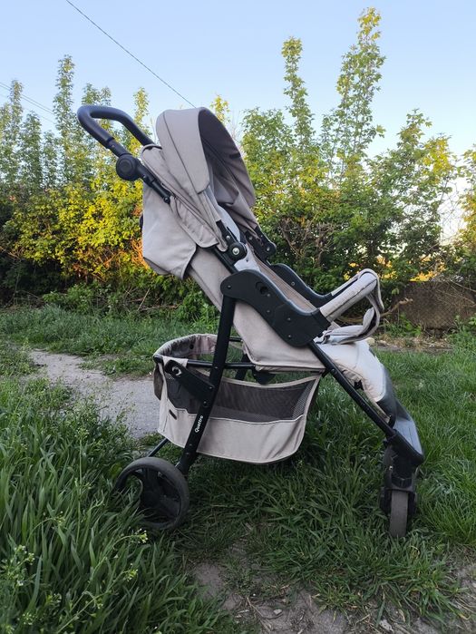 Коляска прогулянкова