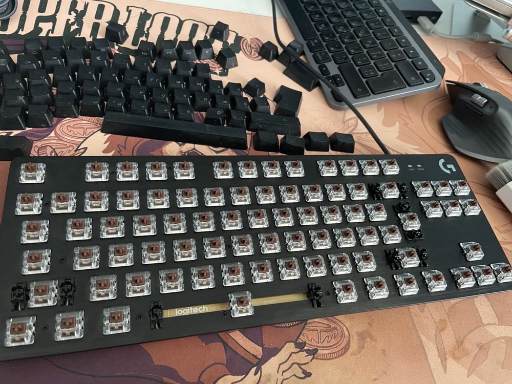 Клавіатура Logitech g413 tkl se brown switch