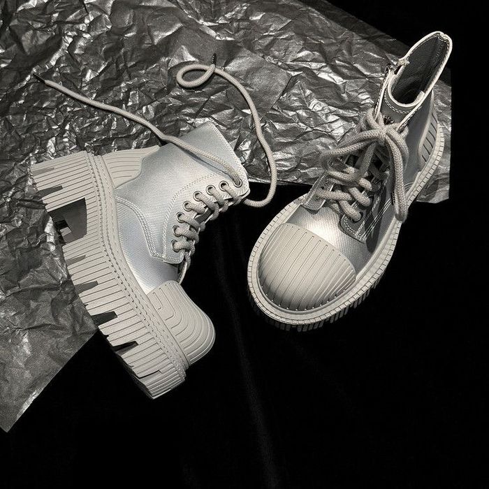 Трендові шкіряні чоботи SMFK