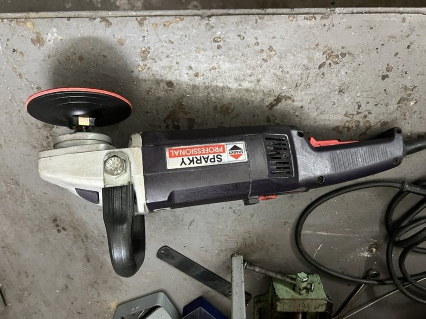 Полировальная машина Sparky RM 2000 E