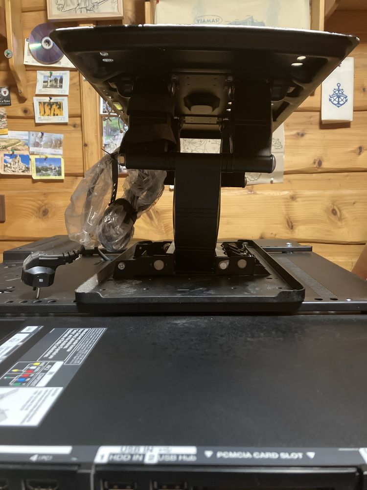 Telewizor LG 47LM640S