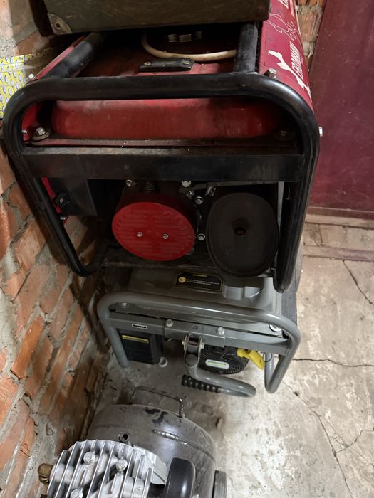 Продам генератори