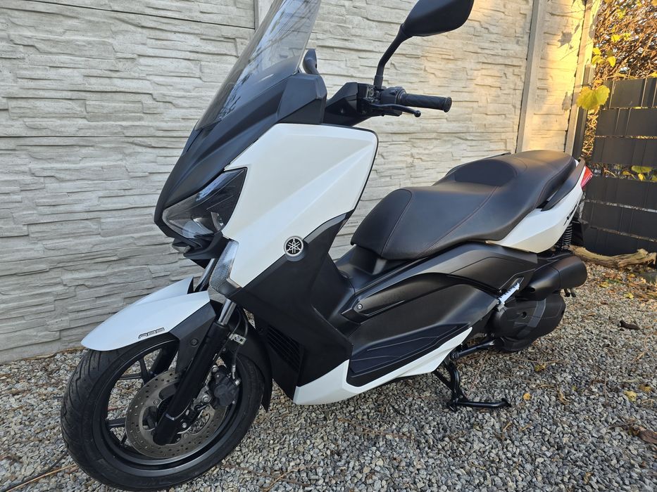 Yamaha xmax 125cm