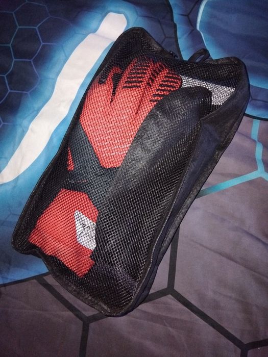 Luvas de guarda redes