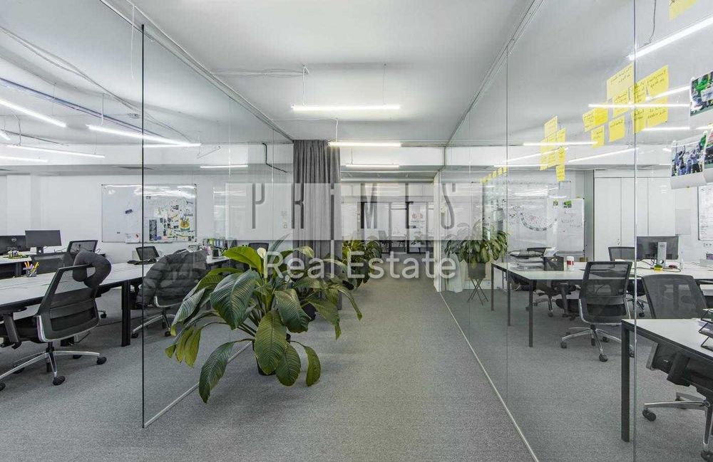 Продаж офісу, ЖК Дипломат Холл, вул. Жилянська 59