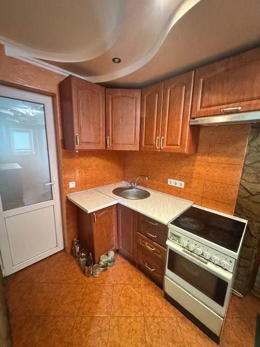 Будинок в м.Кременець із ділянкою.