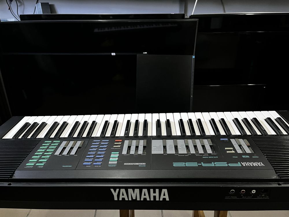 Фортепіано Yamaha PSR-32