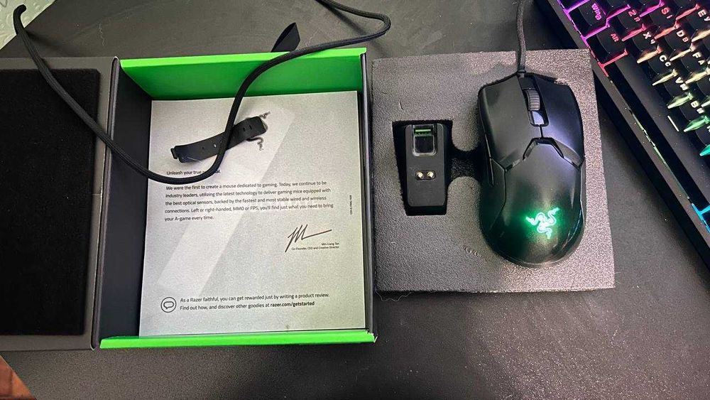 Миша Razer Viper Ultimate Wireless & Mouse Dock
