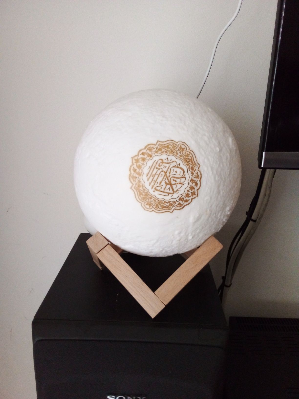 Głośnik bluetooth, lampka