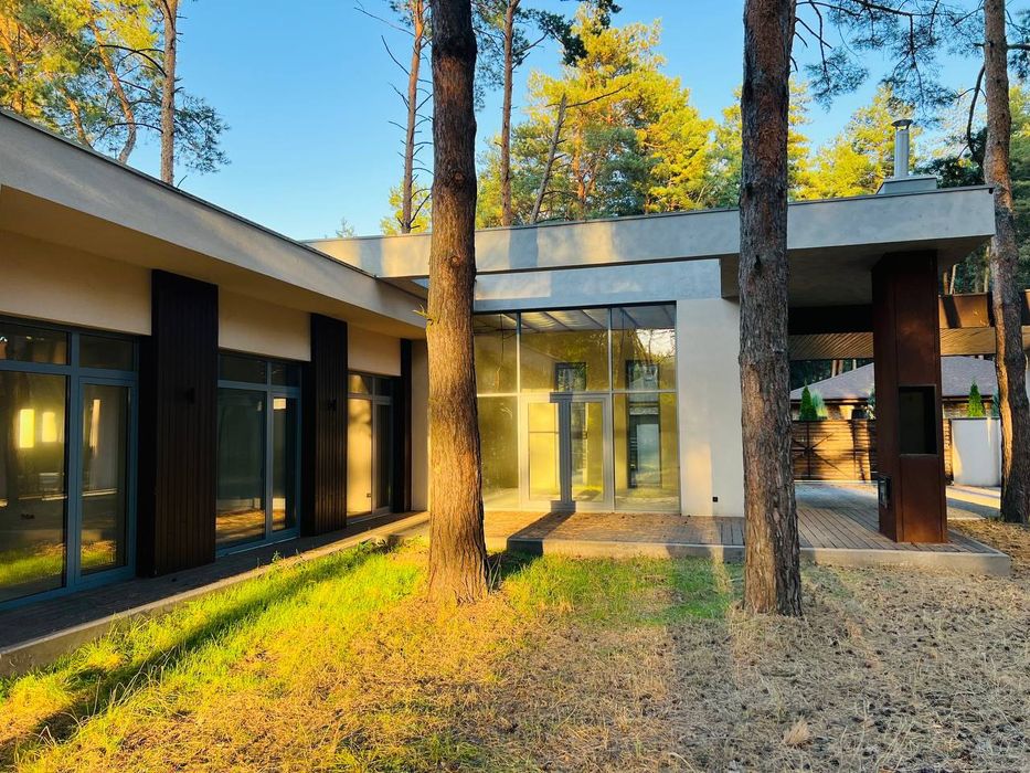 Продаётся дом в Обуховке в сосновом лесу закрытая территория река