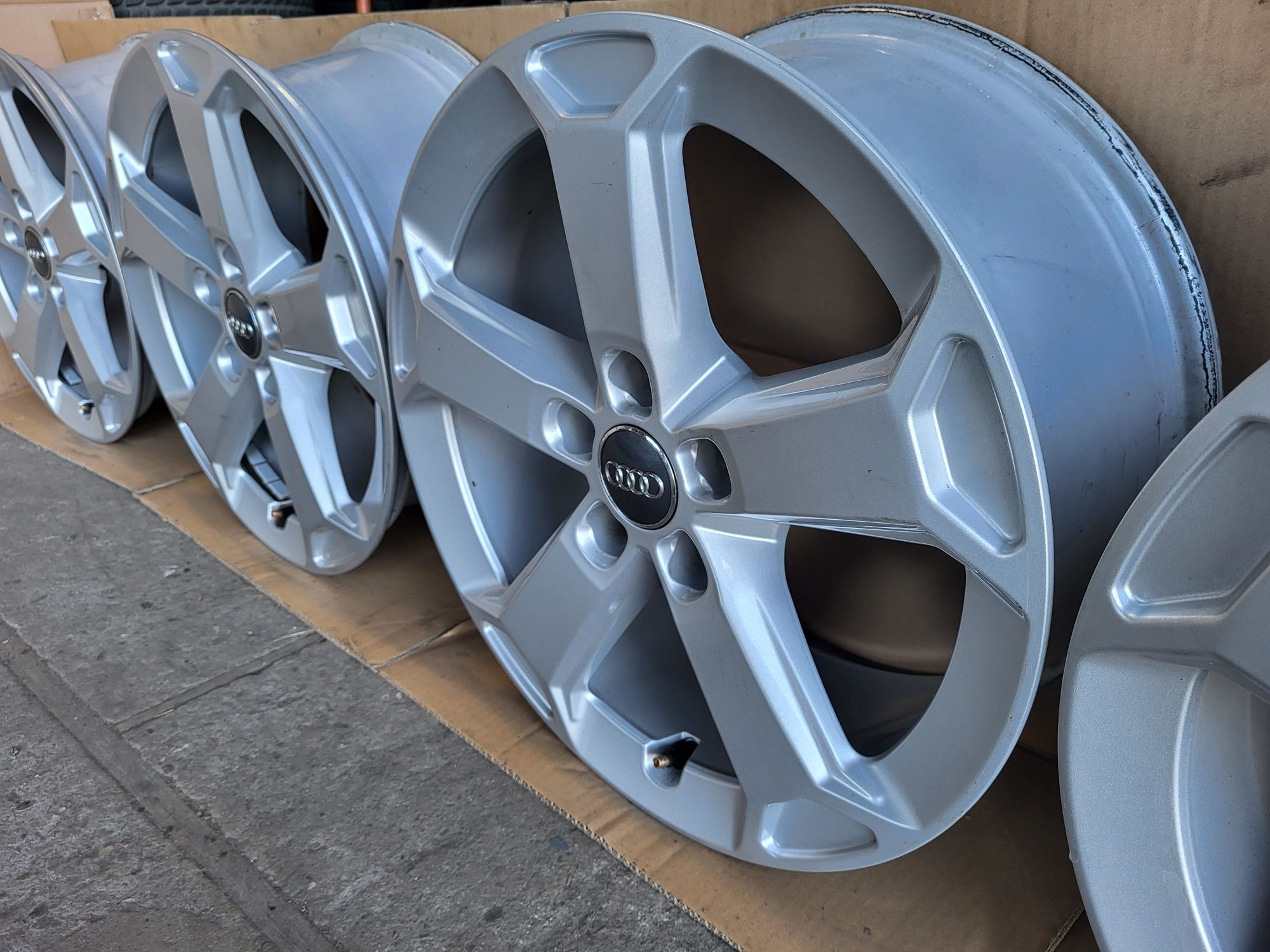 Alufelgi 5x112 17cali Audi Oryginalne
