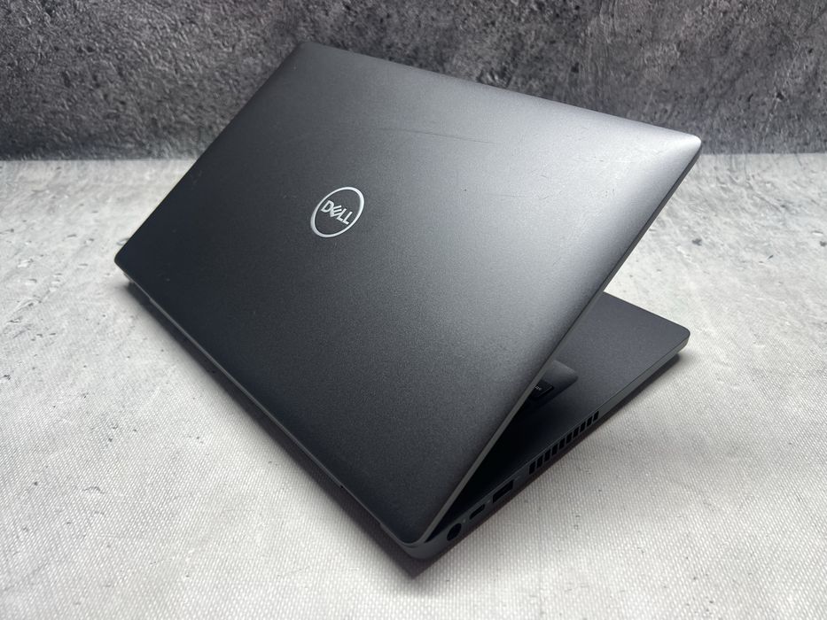 Dell Latitude 5400 / i5 8365u 4.1GHz / 12GB DDR4 / 256SSD / 14FHD /W11