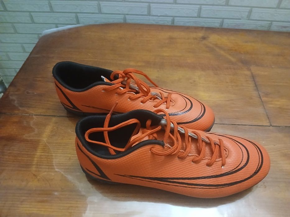 Сороконожки футбольні