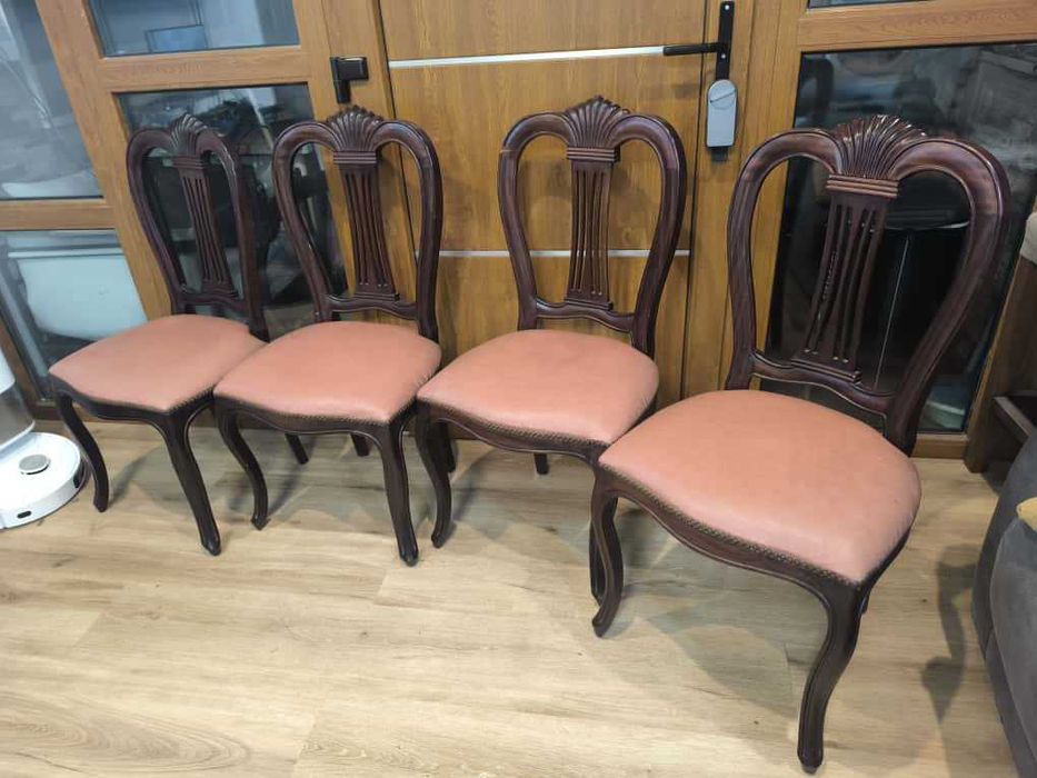 4 Cadeiras Por apenas 25euros