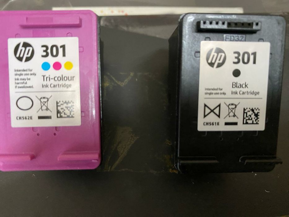 Impressora Multifunções HP Deskjet 1050A.
