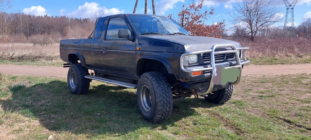 Nissan pickup D 21 navara