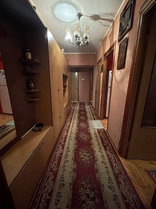 Продаж 3 кім квартири на Симоненка