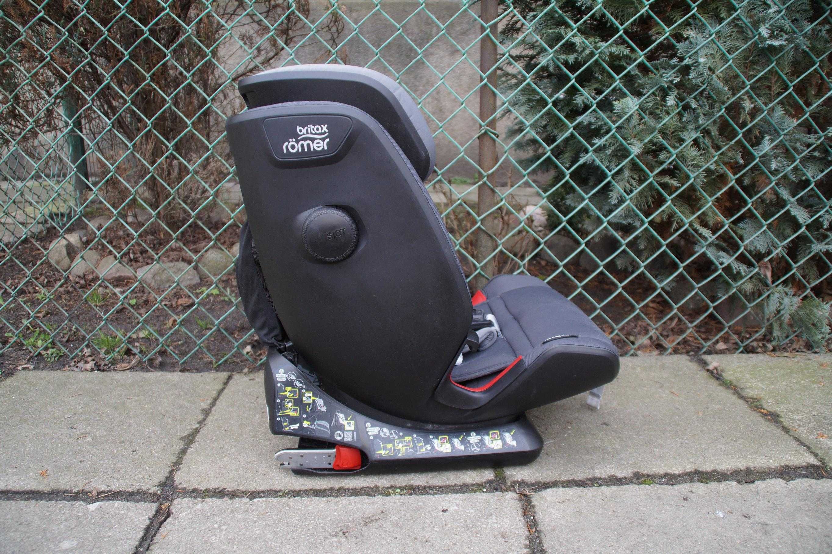 Britax Romer Advansafix IV-R I-Size 9-36 kg IsoFix