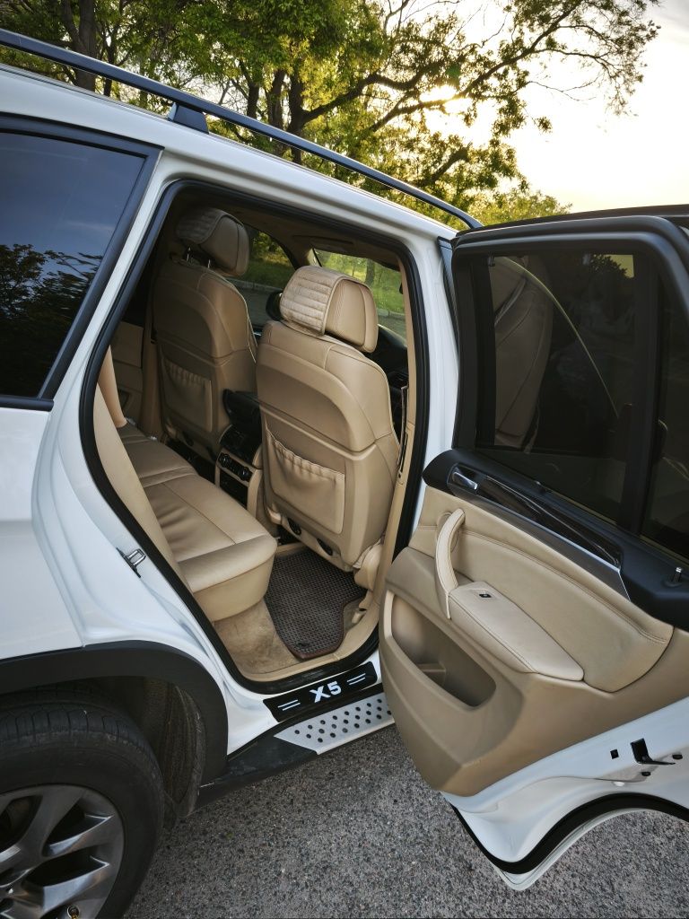 Подам BMW X5 E70