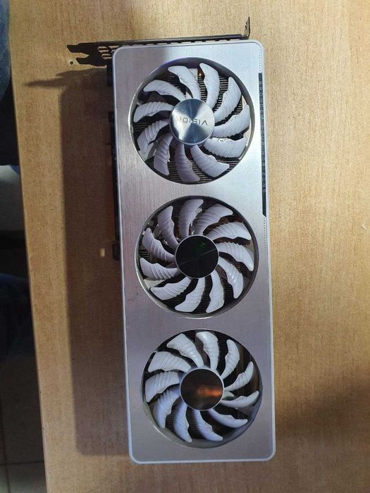 Видеокарта Gigabyte RTX3060Ti Vision OC 8GB GDDR6 отличное сост.