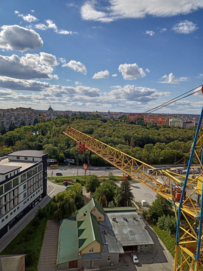 Продаю власну квартиру