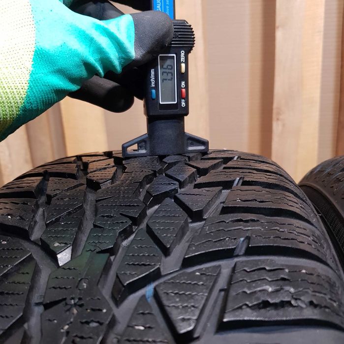Nokian WR D4 215/65/16 7.5-5.5мм Шини Зимові (4шт) з Європи б/в Р16