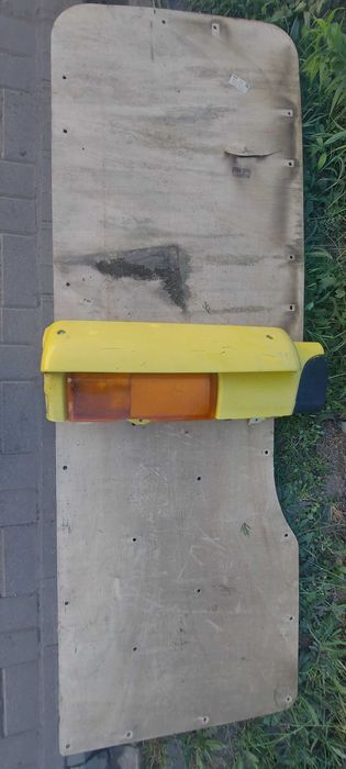 DAF ATI narożnik kompl. policzek kierunkowskaz prawy