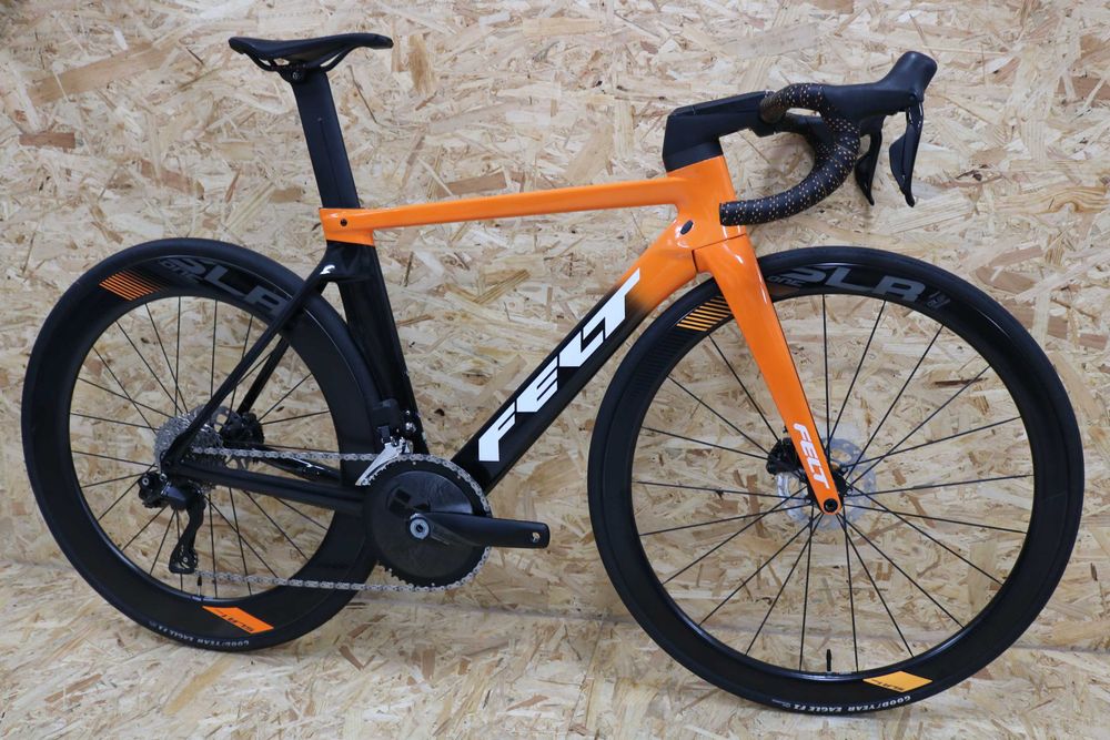 Bicicleta disco Felt AR / Di2 12v / Rodas carbono