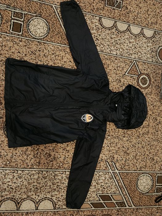 Вітровка, дощовик Шахтар 11-12 років 146-150