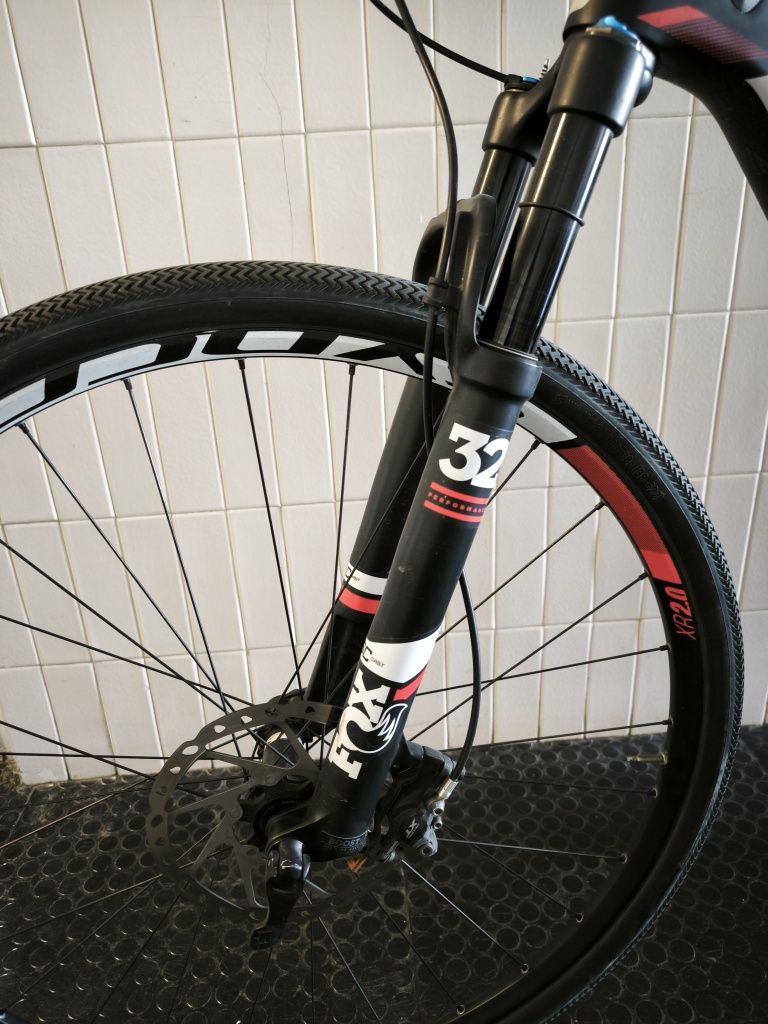 Bicicleta BTT Scott Scale 900 pro RC