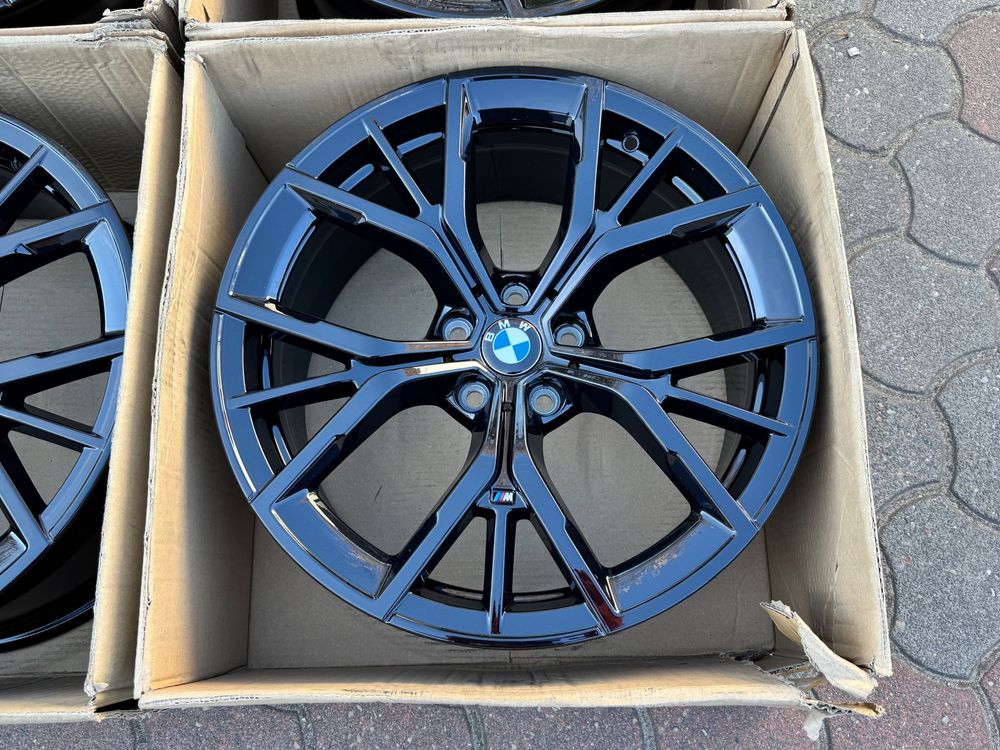 Felgi Bmw 5 g30 Lift 19 cali M-pakiet xdrive styling 845 5x112 idealne