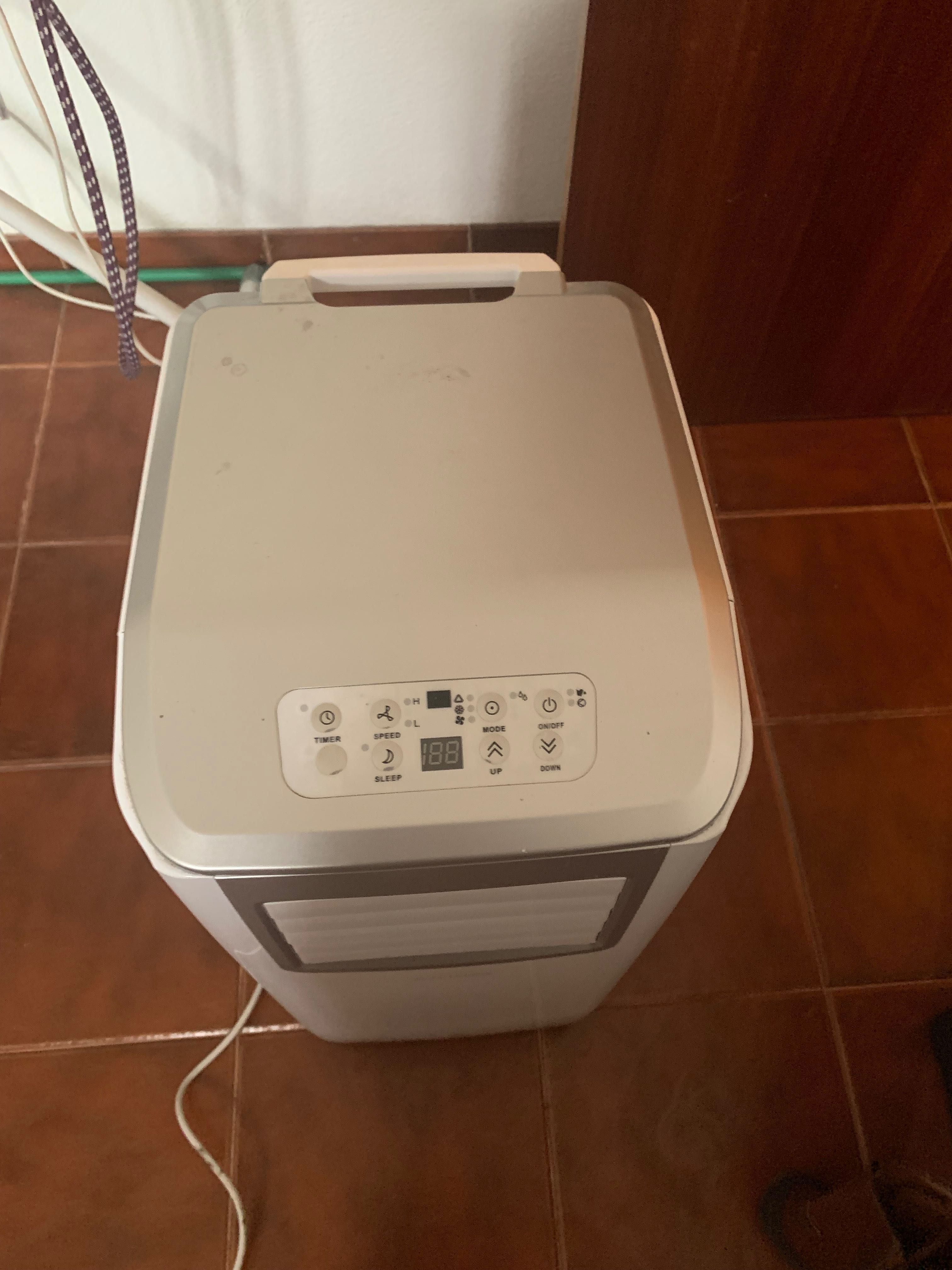 Ar Condicionado usado  como novo