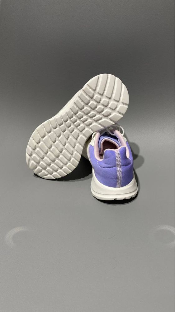 Дитячі кросівки на дівчинку Adidas TENSAUR RUN 30 розмір