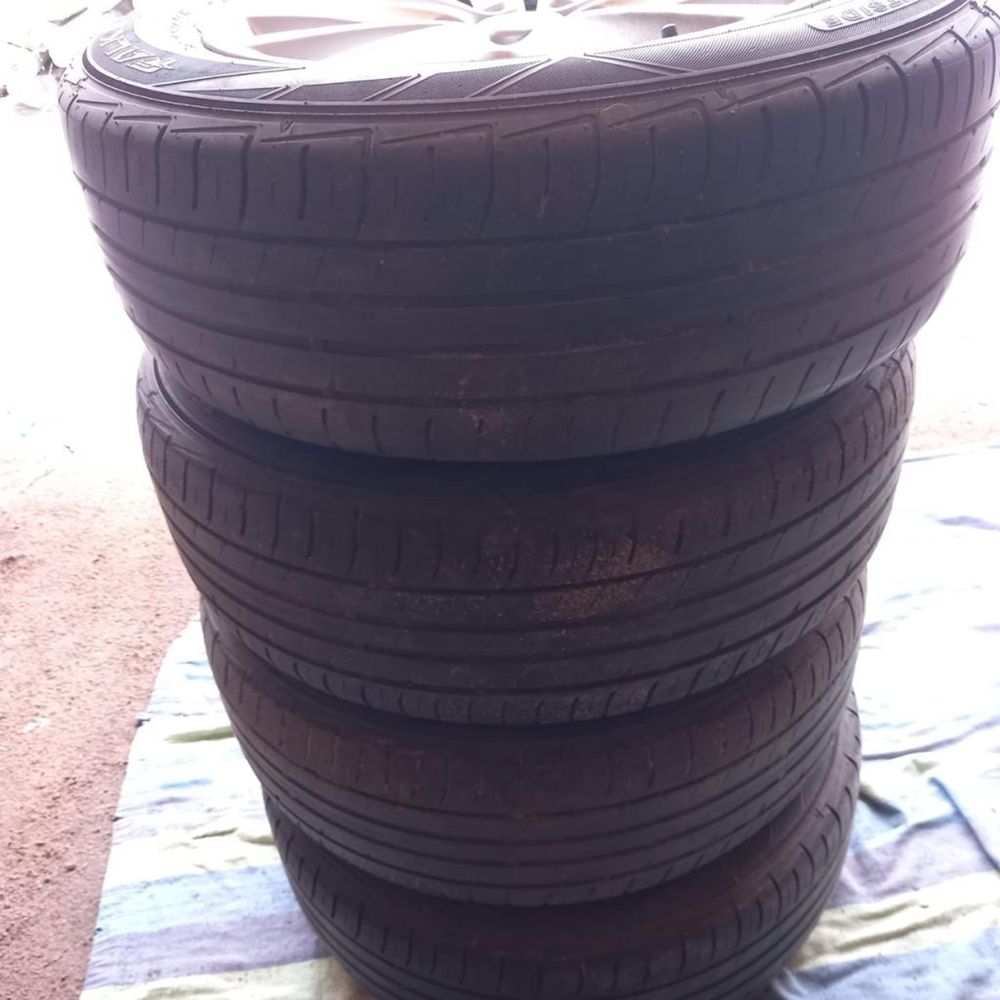 Шини з дисками 225/60 R17 FALKEN