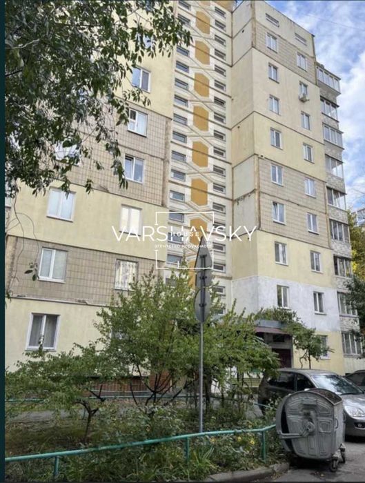 Продаж 3-х кімн.квартири Виноградарь пр-к Квітневий,3 ТРЦ Ретревіль