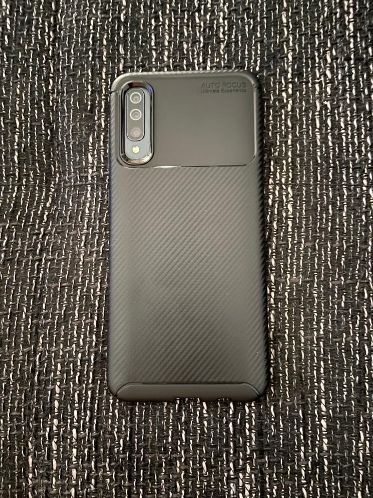 Samsung A70 + capa