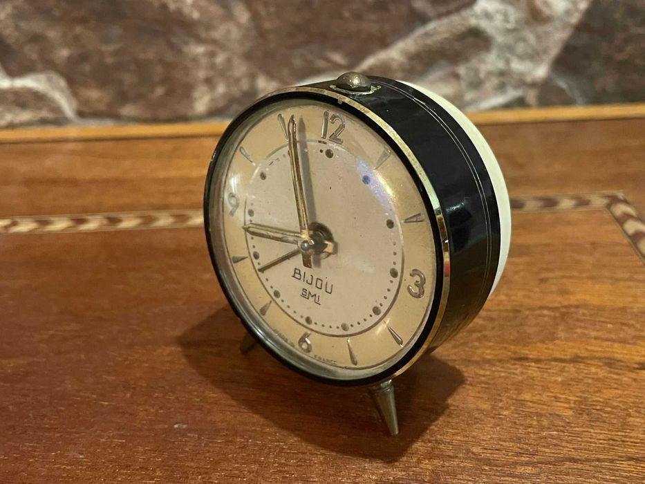 Relógios de mesa vintage e retro do Séc XX